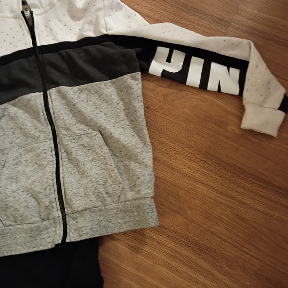 This Is A Two-piece Victoria's Secret Pink Outfit Size Small - Picture 5 of 6